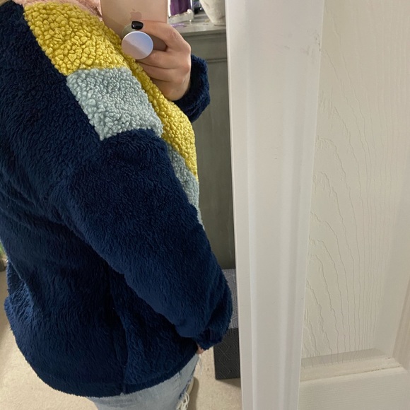 Fuzzy Color Block Pullover - Picture 3 of 3